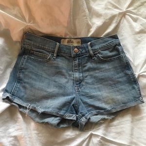 hollister high rise jean shorts